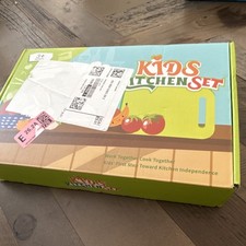 Kids Pretend Play Kitchen Set Toy Utensils Cutting Board Green Plastic