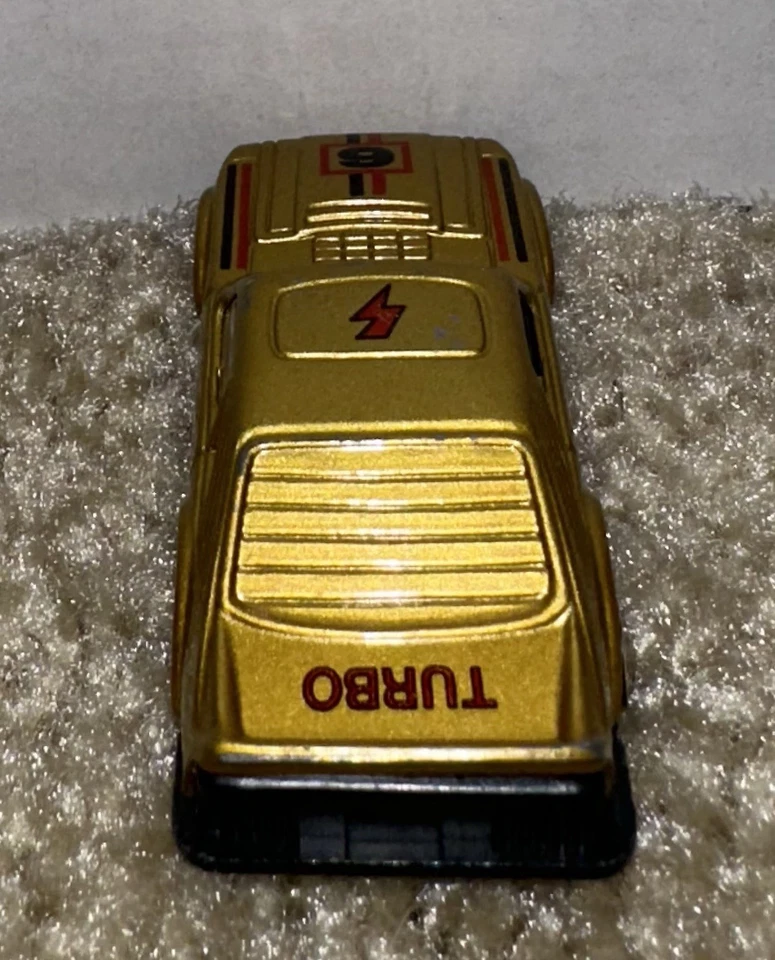 Supreme Años 80 Nº Ford Zakspeed 406 Ford Mustang Saltando Dorado Hong Kong 1/65 Fox Foto 4 de 4