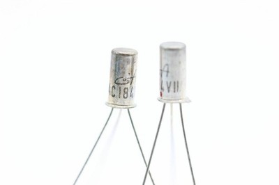 AC184-VII CSA GERMANIUM TRANSISTOR NOS (New Old Stock). 1PC. CA27U68F280420