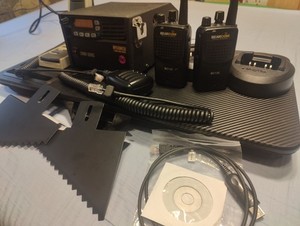 Icom IC F5021 Mobile Base Radio with PSU and 2 BC130 handhelds
