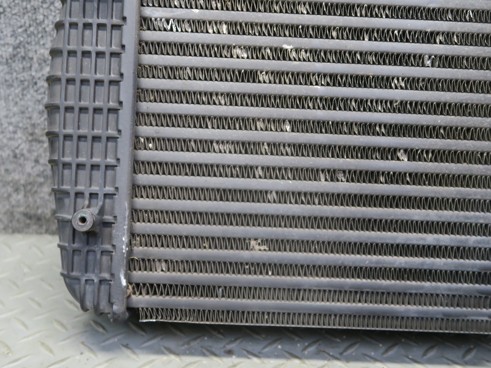 Maserati Ghibli S Q4 2014-2020 Left Intercooler