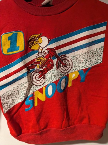 Vintage 80s Peanuts Charlie Brown Snoopy Motorcycle Red 6 Months Sweatshirt - Picture 2 of 5