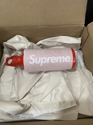 Supreme SIGG Traveller 0.6L Water Bottle Red | eBay