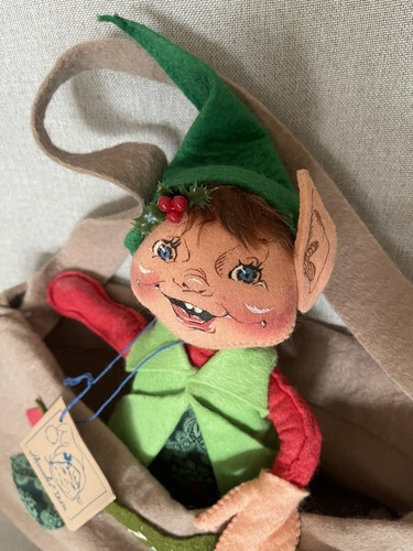 Annalee Christmas~ 1991 Santa's Mail Postal Elf w/Cardholder bag 13”T x 13"W - Picture 3 of 13