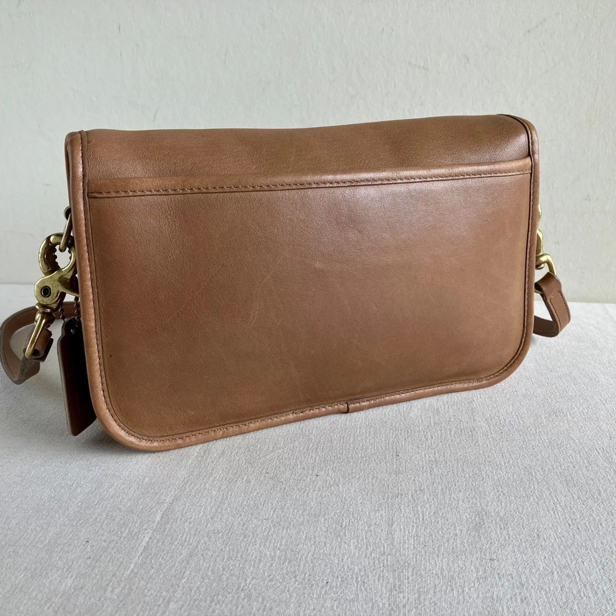 Coach Vintage Pocket Purse Putty Leather Crossbody Bag Rare