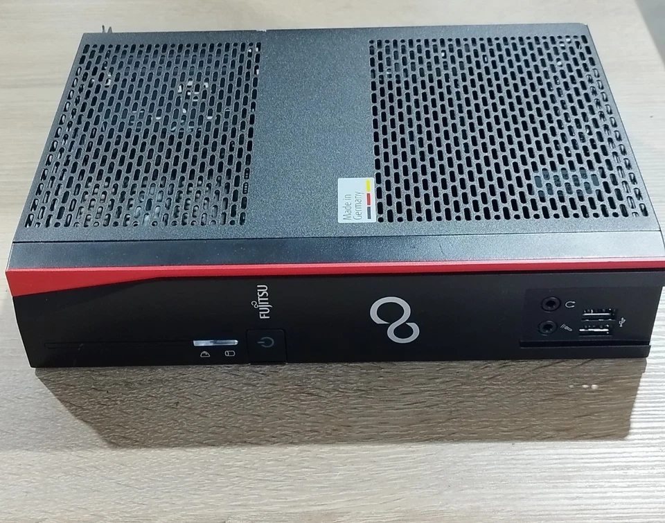 Fujitsu Futro S720 AMD GX-222GC / AMD GX-217GA | 2GB RAM | 8GB + Netzteil + Fuß - Bild 2 von 4