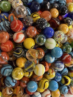 Assorted Pack of 25 Glass Marbles 5/8'' 16mm