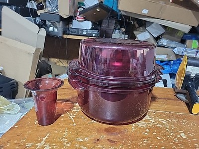 VTG Tupperware Microwavable Stack Cooker/Bundt Cake Set-Burgundy