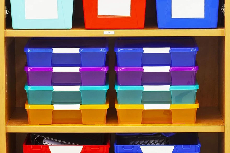 Transparent Plastic Project Box with Locking Clasp - 15.25 x 13.25 x 3.25 Inch - Image 4 of 4