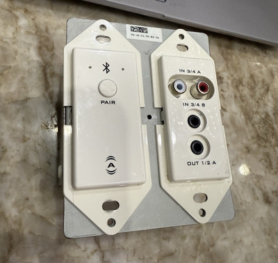AtteroTech QSC UnD6IO-BT Dante Audio Wall Plate White B-8