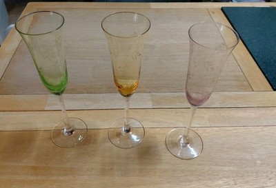 Vintage 2001 Home Etchings Champagne Flute ~ Assorted Colors ~ Barware 9.5'' 