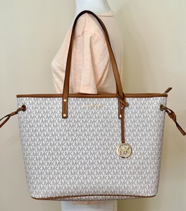 michael kors jet set tote