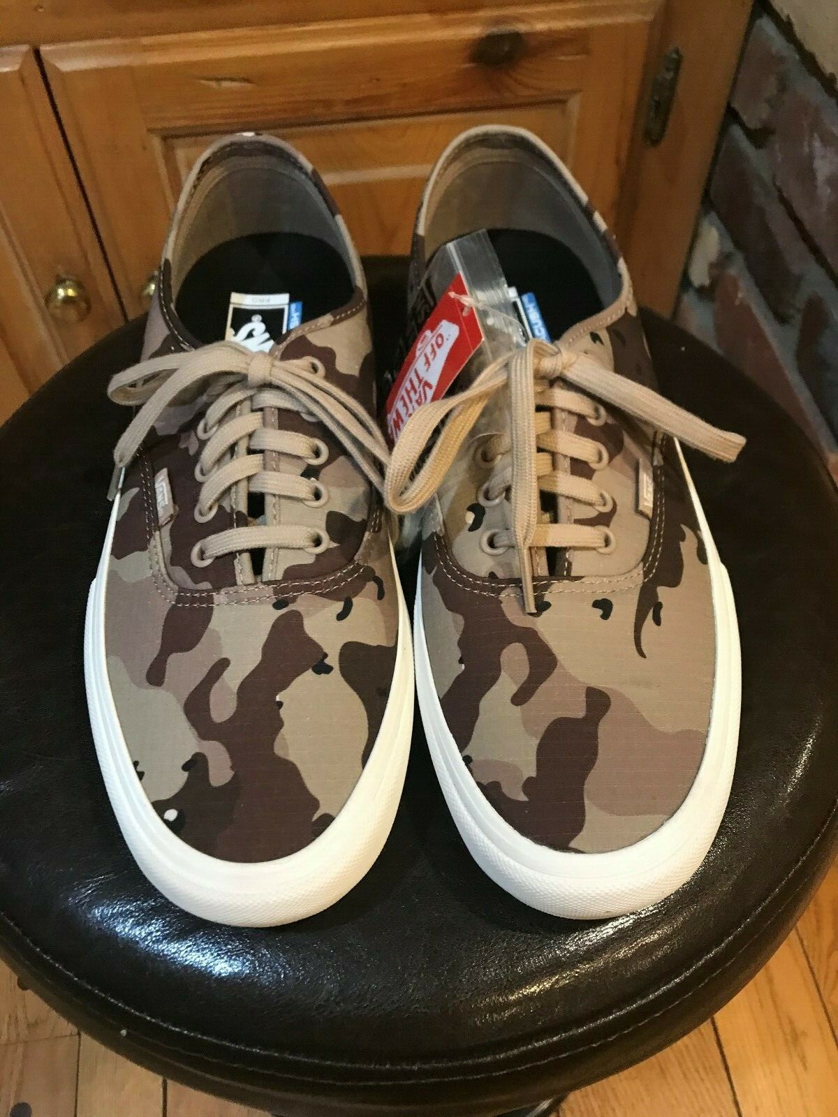 camo vans lo pro