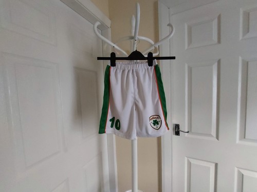 Shorts St.Bernard For “Dunnes” White Green Colour Age: 9 Years (UK) - Foto 2 di 10