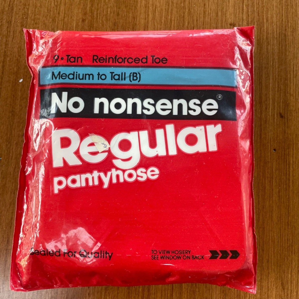 No Nonsense Regular Pantyhose Tan Reinforced Toe Sz MED to TALL (B