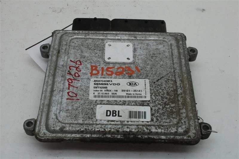 Used Engine Control Module (ECM) fits: 2006 Kia Optima Electronic Control Module Foto 3 de 4