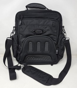 Oakley Vertical Messenger Bag | eBay