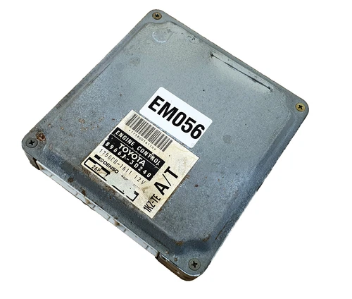 Toyota Hilux Surf KZN185G KZN185W 1KZTE A/T 89661-3D240 engine computer oem jdm - Picture 1 of 12