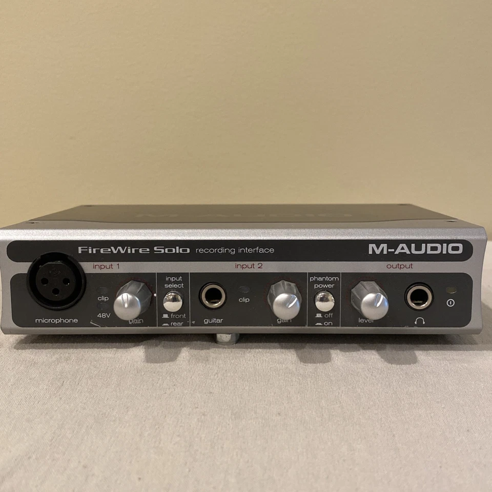 M-Audio FireWire Solo Mobile Audio Interface & Software Disk - Image 2 of 4