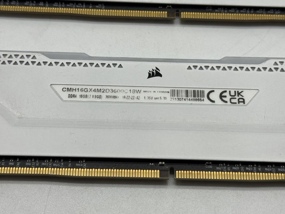 Corsair Vengeance RGB Pro SL CMH16GX4M2D3600C18W 16GB (2x8GB) DDR4 Memory Used - Image 3 of 3