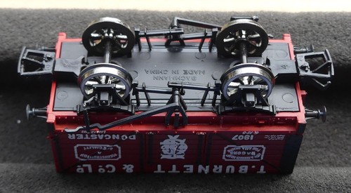 Bachmann 37-125K 8 Plank Wagon, "T.Burnett & Co Ltd", Mint, Boxed - Picture 5 of 7