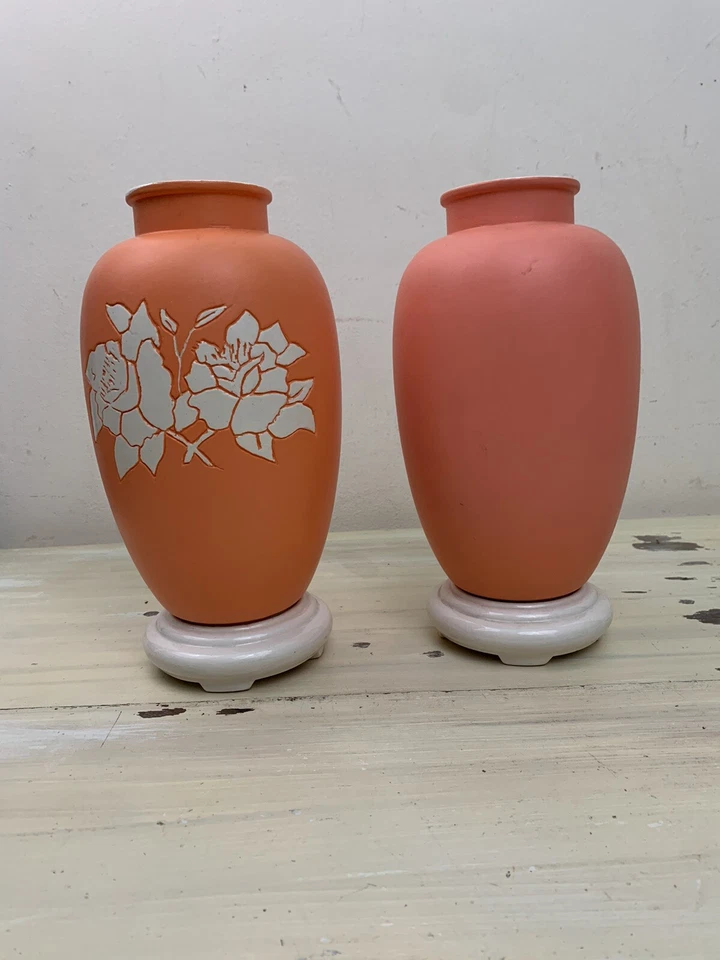 ORANGE VASES - Vtg Set of 2 Mid Century 50s-60s Handmade Floral Roses 10" Tall - Image 2 of 4
