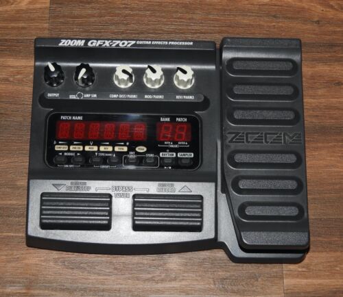 Zoom GFX-707 multi FX's effects pedal wah guitar keyboard unit
