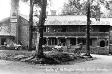 Bbw-96 Duke Of Wellington Hotel, East Horsley Nr Guildford, Surrey. Photo