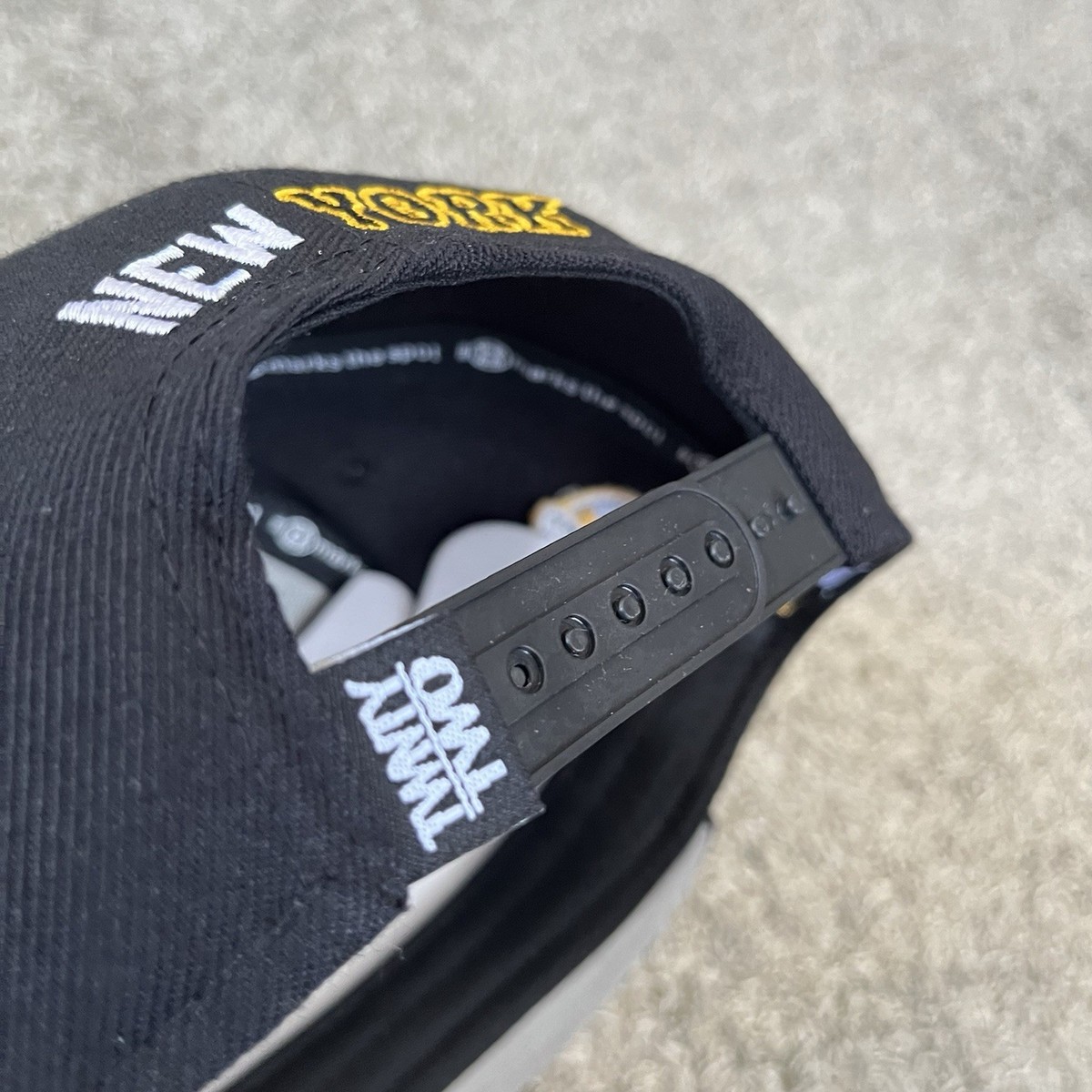 海外限定 TWNTY TWO WU-TANG NY SNAPBACK CAP ① 🔴Wu-Tang NY Yankees Hat Black Yellow WuTang Twnty Two Rza Gza