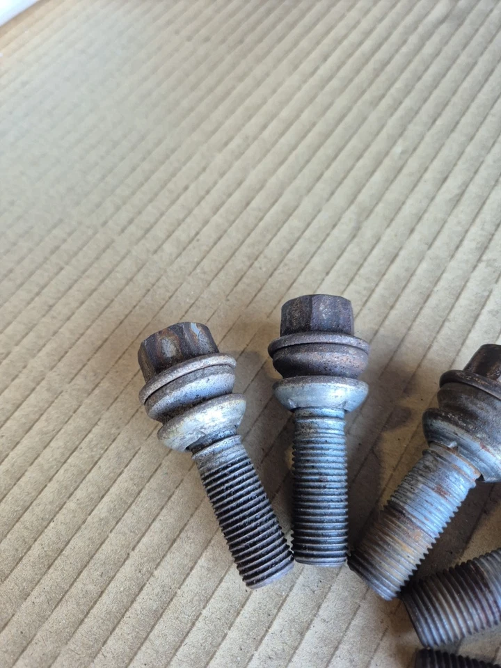 (x5) Audi Q7 4L 2005-14/ VW Touareg / Porsche Cayenne Wheel Lug Bolts M14x1.5mm - Imagem 2 de 4