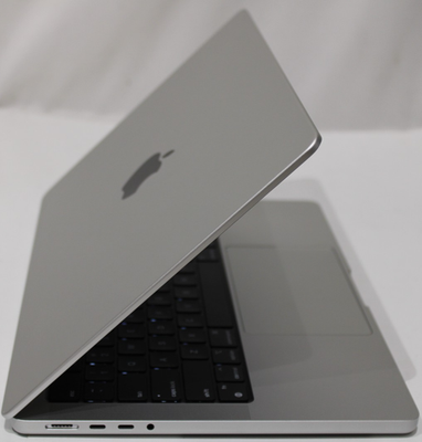 MacBook Pro (2021) 14