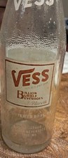 Vintage 1950s Vess Billion Bubble Beverages 10oz ACL Soda Bottle St. Louis Icon