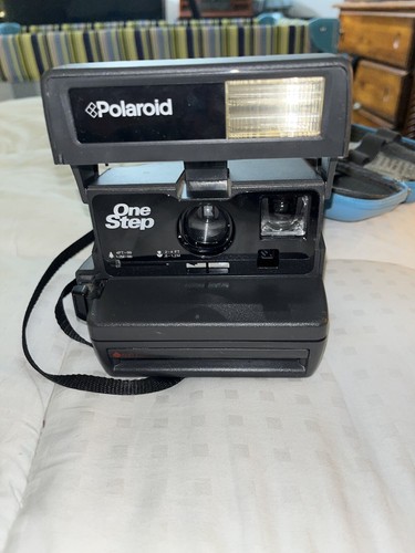 Appareil Photo Polaroid One Step 600 Vintage - Rouge Avec Flash Et Sangle