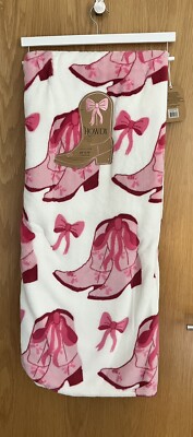 TK Maxx Western Cowboystiefel & rosa Schleifen Fleece Überwurf Plüsch Oversized Decke