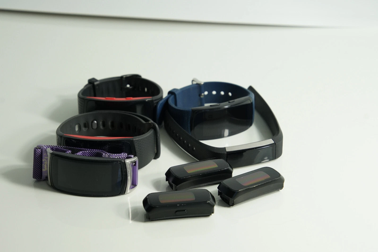 Lot 8 Samsung Galaxy FIT tracker Bluetooth
