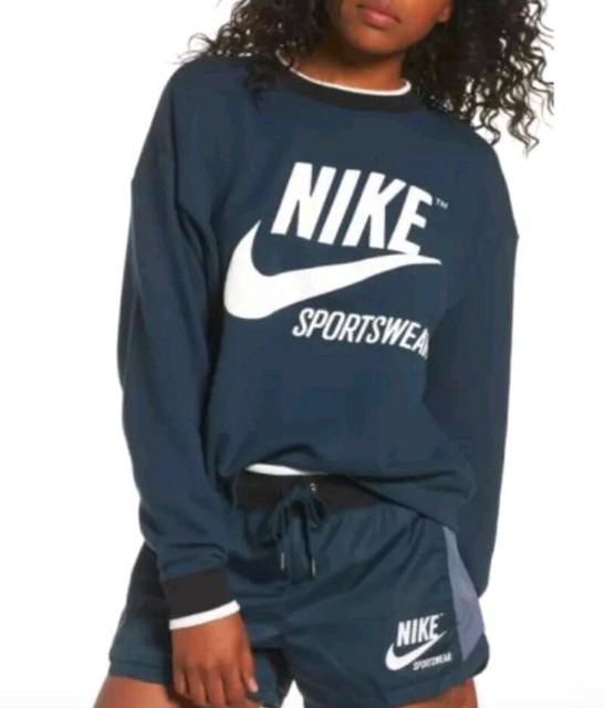 nike archive crew