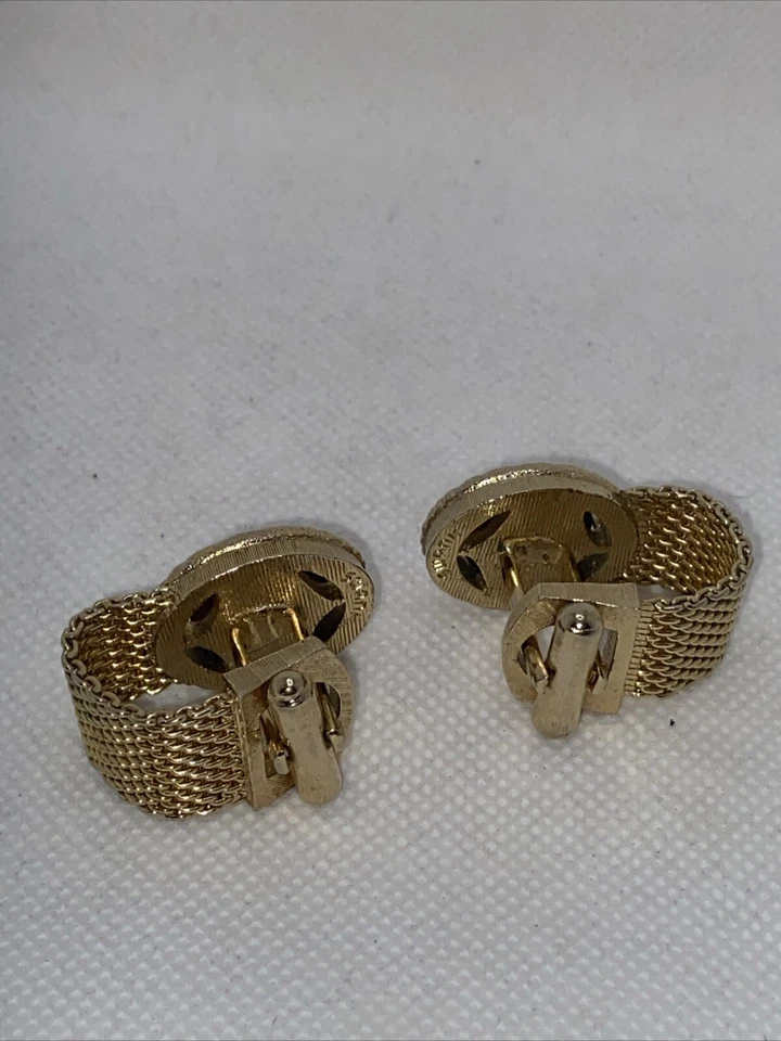 Swank Domed Brown Moonglow Lucite 1960s Mesh Wrap Around Cufflinks And Tie Clip - Image 4 of 4