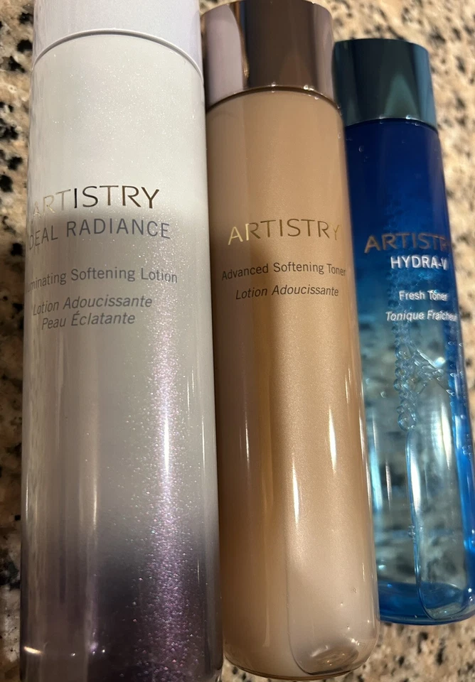 Artistry Hydra-V Fresh Toner, Advanced Softening Toner, Ideal Radiance 6.7 Fl Oz - Image 3 of 4