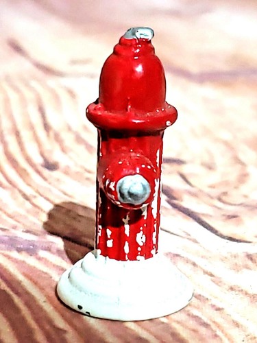 Hidrante de incendios Heritage Village Collection Dept 56 5214-0 (solo hidrante) chippy - Imagen 8 de 8