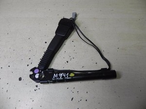 Gurtschloss BMW 1 2009 vorne rechts 34050060A