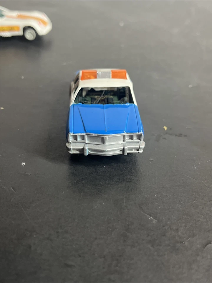 1979 MATCHBOX SPEEDTRACK RACE 'N CHASE MONZA VS. POLICE SLOT CAR PAIR - Image 3 of 4