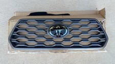 2022 Toyota Tacoma Oem Front Grillemblem
