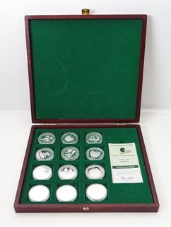 12 Medaillen Fussball WM 2011 Sonder Gedenkprägungen Städte