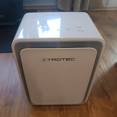 Trotec TTK 25 E Mini Luftentfeuchter 10L/24h 20m² Digitalanzeige Timer weiß