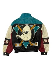 Anaheim Ducks Collecting and Fan Guide 28