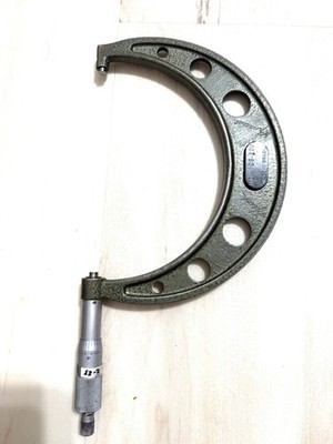 Calibrated Mitutoyo 5-6  Outside Micrometer No. 103-220  .0001 