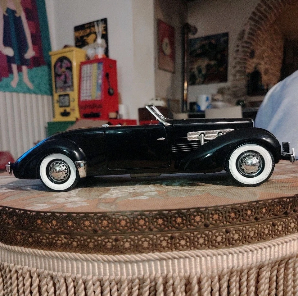 ERTL 1/18 - CORD 812 (1937) - Modellino Auto Metallo - #24# - Immagine 3 di 4