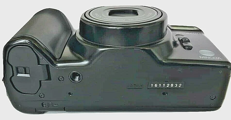 Minolta Zoom 90 Camera and lens zoom 38 - 90mm Macro w/ pouch black from Japan - Image 3 of 4