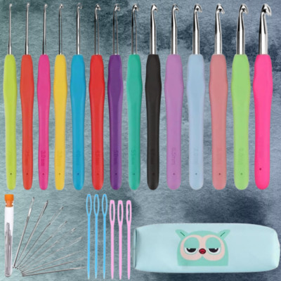 Crochet Hooks Set Clover Amour Steel Pastel 14 Pcs Ergonomic Easy Grip Bright