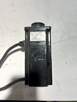 Yaskawa AC Servo Motor (SGMP-01AWYR12)